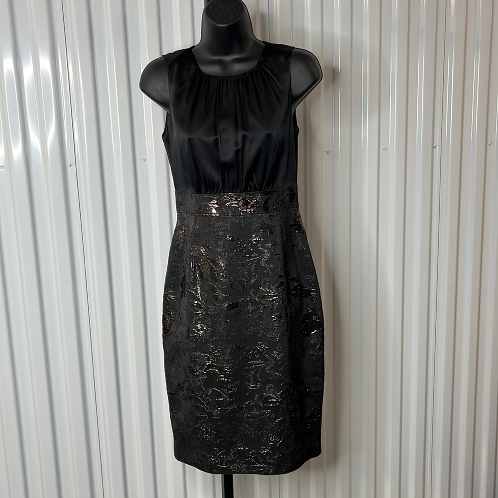 Elie Tahari Gorgeous Sheath Cocktail Dress. Preowned